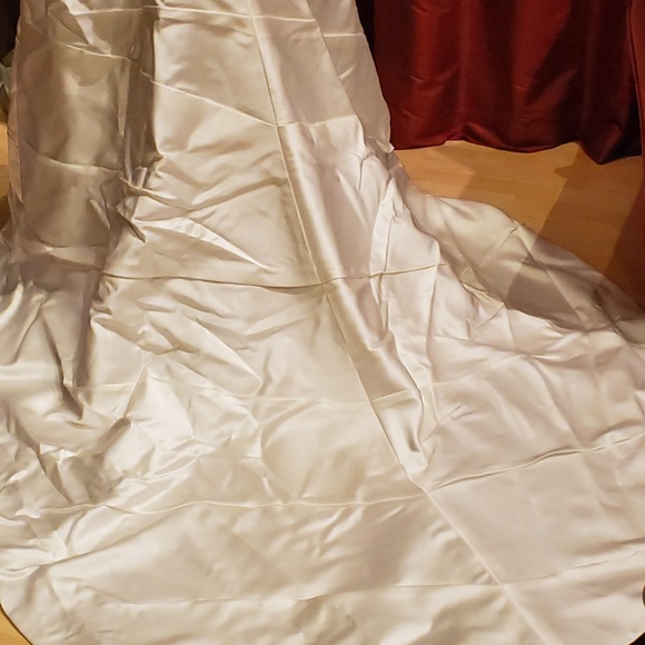 Michelle Roth Honour Bridal Gown Size 6 UNALTERED - Picture 5 of 8